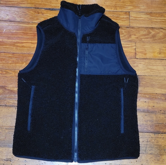 Abercrombie vest sherpa Mens small @Rack - Picture 1 of 5